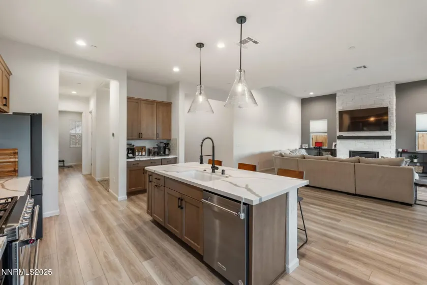 2150 Kinglet, Spanish Springs, Nevada 89441, 3 Bedrooms Bedrooms, ,4 BathroomsBathrooms,Residential,Residential,Kinglet,250058724