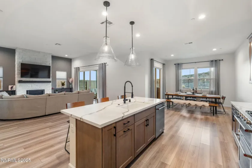 2150 Kinglet, Spanish Springs, Nevada 89441, 3 Bedrooms Bedrooms, ,4 BathroomsBathrooms,Residential,Residential,Kinglet,250058724