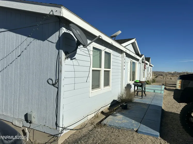 3250 4th, Silver Springs, Nevada 89429, 4 Bedrooms Bedrooms, ,2 BathroomsBathrooms,Residential,Residential,4th,250058726