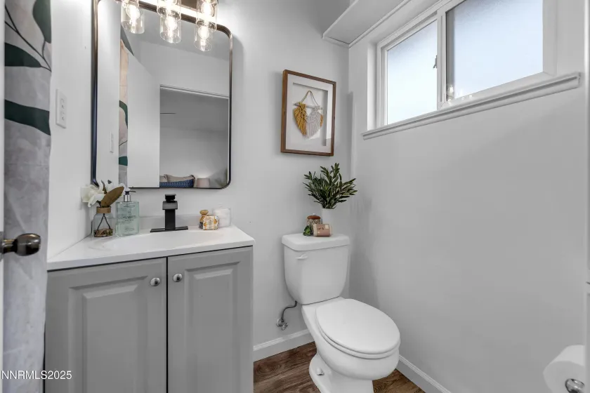 2080 Marlette, Reno, Nevada 89503, 3 Bedrooms Bedrooms, ,2 BathroomsBathrooms,Residential,Residential,Marlette,250058729