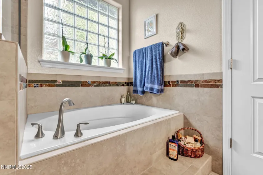 1707 Monticello, Minden, Nevada 89423, 3 Bedrooms Bedrooms, ,2 BathroomsBathrooms,Residential,Residential,Monticello,250057040