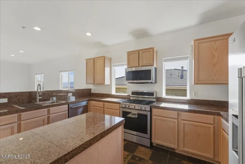 3420 Fairway, Sparks, Nevada 89431, 3 Bedrooms Bedrooms, ,3 BathroomsBathrooms,Residential,Residential,Fairway,250058731