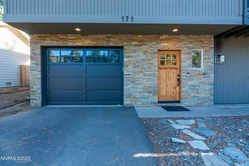 171 Pine, Stateline, Nevada 89449, 4 Bedrooms Bedrooms, ,3 BathroomsBathrooms,Residential,Residential,Pine,250058732