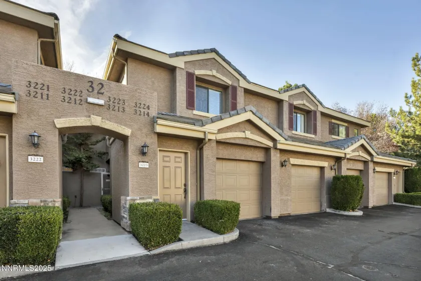900 Meadows, Reno, Nevada 89521, 2 Bedrooms Bedrooms, ,2 BathroomsBathrooms,Residential,Residential,Meadows,250058734