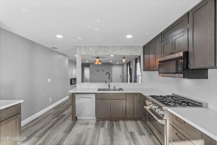 1239 Lullabrooke, Sparks, Nevada 89436, 3 Bedrooms Bedrooms, ,2 BathroomsBathrooms,Residential,Residential,Lullabrooke,250058735