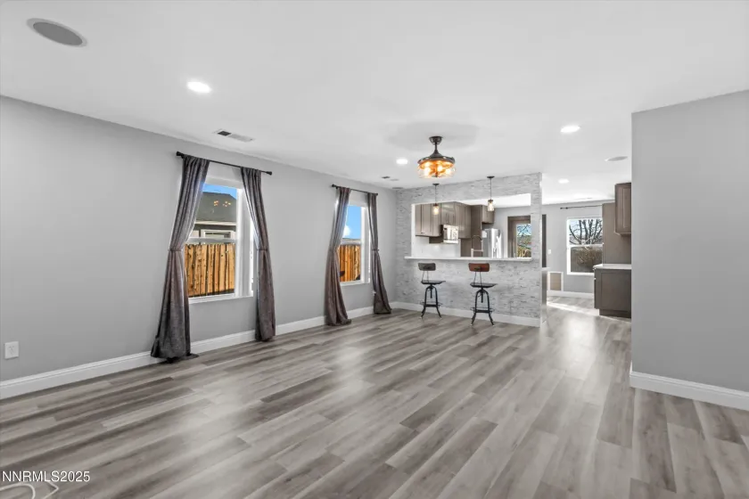 1239 Lullabrooke, Sparks, Nevada 89436, 3 Bedrooms Bedrooms, ,2 BathroomsBathrooms,Residential,Residential,Lullabrooke,250058735