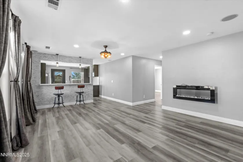 1239 Lullabrooke, Sparks, Nevada 89436, 3 Bedrooms Bedrooms, ,2 BathroomsBathrooms,Residential,Residential,Lullabrooke,250058735