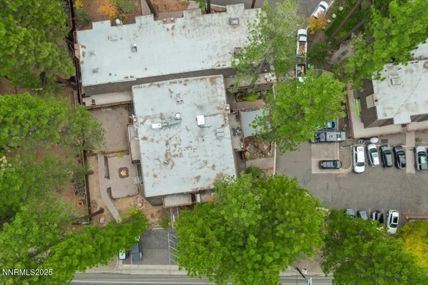 120 Country Club, Incline Village, Nevada 89451, ,Commercial Lease,Manufactured,Country Club,250058740