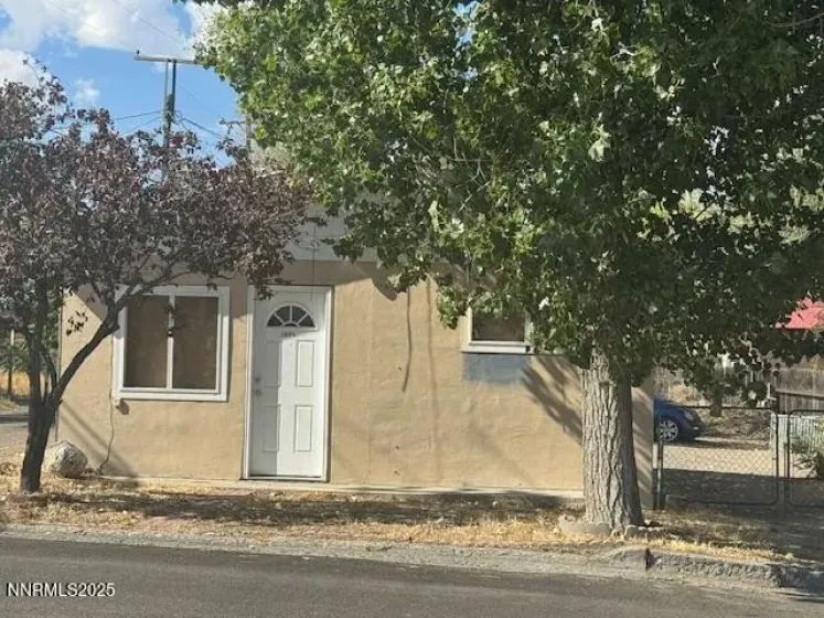 103 Haskell, Winnemucca, Nevada 89445, 3 Bedrooms Bedrooms, ,2 BathroomsBathrooms,Residential,Residential,Haskell,250053565