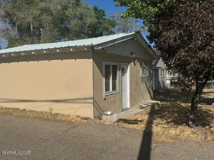 103 Haskell, Winnemucca, Nevada 89445, 3 Bedrooms Bedrooms, ,2 BathroomsBathrooms,Residential,Residential,Haskell,250053565