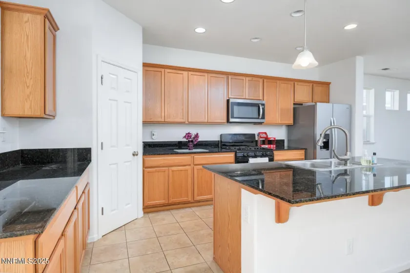 1359 Onda Verde, Fallon, Nevada 89406, 4 Bedrooms Bedrooms, ,2 BathroomsBathrooms,Residential,Residential,Onda Verde,250058742