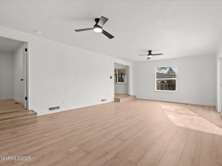 2940 Lukens, Carson City, Nevada 89706, 3 Bedrooms Bedrooms, ,2 BathroomsBathrooms,Residential,Residential,Lukens,250058745