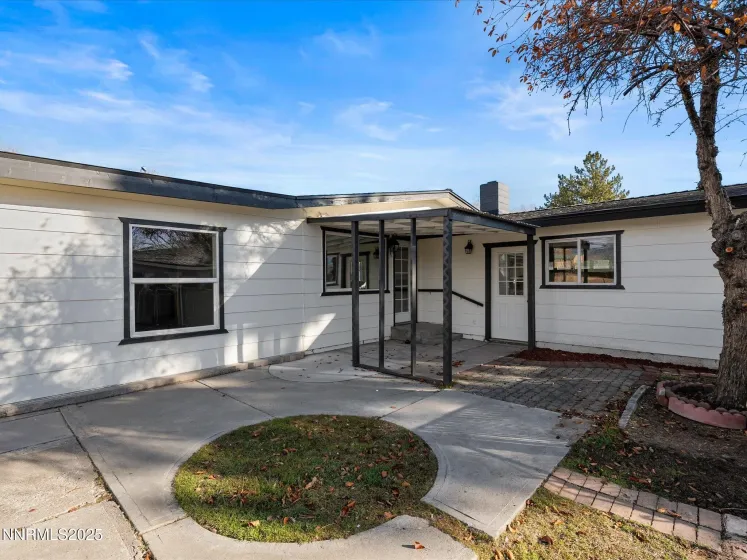 2940 Lukens, Carson City, Nevada 89706, 3 Bedrooms Bedrooms, ,2 BathroomsBathrooms,Residential,Residential,Lukens,250058745