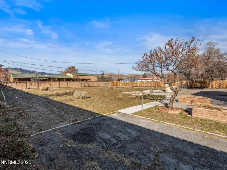 2940 Lukens, Carson City, Nevada 89706, 3 Bedrooms Bedrooms, ,2 BathroomsBathrooms,Residential,Residential,Lukens,250058745