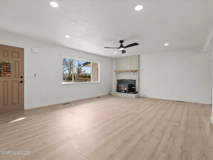 2940 Lukens, Carson City, Nevada 89706, 3 Bedrooms Bedrooms, ,2 BathroomsBathrooms,Residential,Residential,Lukens,250058745