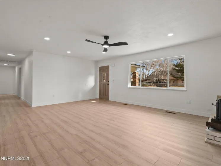 2940 Lukens, Carson City, Nevada 89706, 3 Bedrooms Bedrooms, ,2 BathroomsBathrooms,Residential,Residential,Lukens,250058745