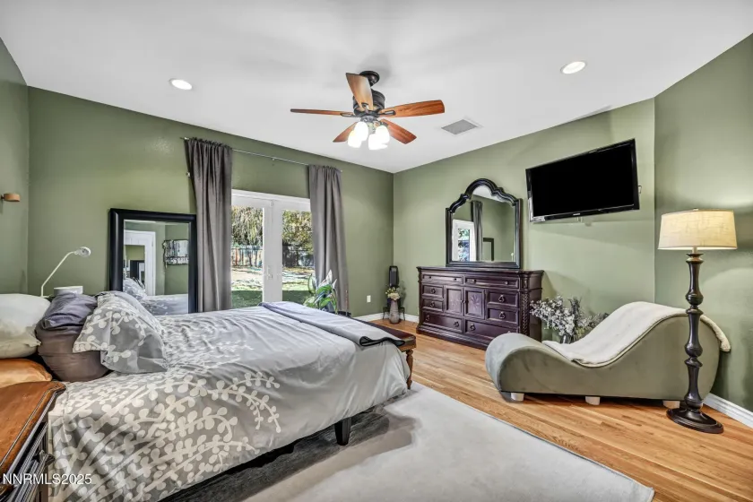 1165 Harvey Ln., Reno, Nevada 89509, 4 Bedrooms Bedrooms, ,4 BathroomsBathrooms,Residential,Residential,Harvey Ln.,250058744