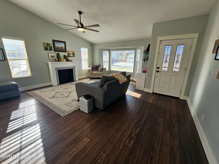 2320 Mammatus, Spanish Springs, Nevada 89441, 5 Bedrooms Bedrooms, ,3 BathroomsBathrooms,Residential,Residential,Mammatus,250058748