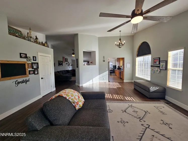 2320 Mammatus, Spanish Springs, Nevada 89441, 5 Bedrooms Bedrooms, ,3 BathroomsBathrooms,Residential,Residential,Mammatus,250058748