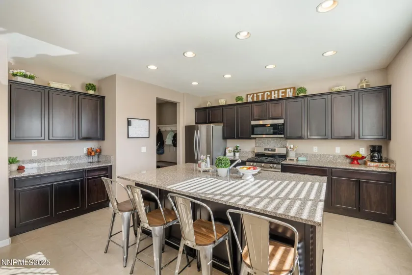 3090 Show Jumper, Reno, Nevada 89521, 4 Bedrooms Bedrooms, ,4 BathroomsBathrooms,Residential,Residential,Show Jumper,250058751