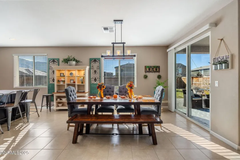 3090 Show Jumper, Reno, Nevada 89521, 4 Bedrooms Bedrooms, ,4 BathroomsBathrooms,Residential,Residential,Show Jumper,250058751