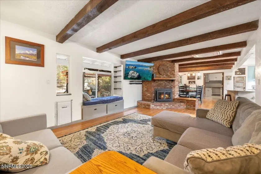 900 Washington, Carson City, Nevada 89703, 3 Bedrooms Bedrooms, ,3 BathroomsBathrooms,Residential,Residential,Washington,250058753