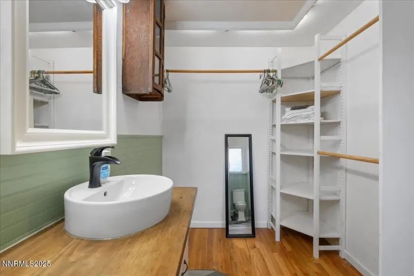 900 Washington, Carson City, Nevada 89703, 3 Bedrooms Bedrooms, ,3 BathroomsBathrooms,Residential,Residential,Washington,250058753