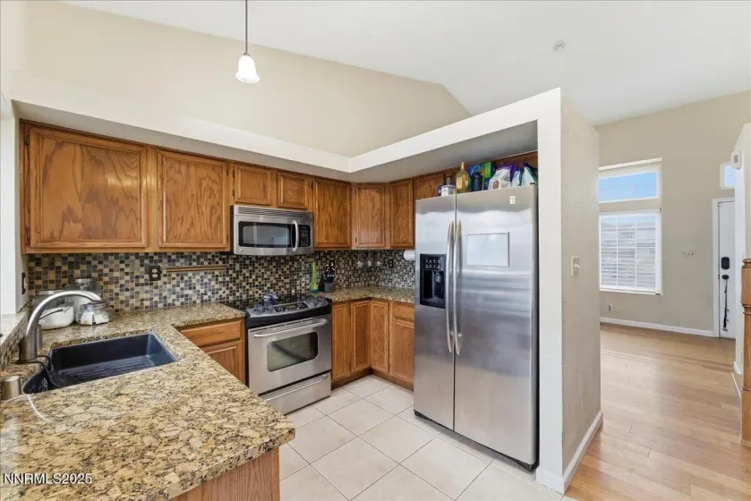 35 Roxy, Sparks, Nevada 89436, 3 Bedrooms Bedrooms, ,3 BathroomsBathrooms,Residential,Residential,Roxy,250058754