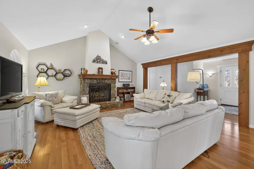 3754 Timberline, Carson City, Nevada 89703, 3 Bedrooms Bedrooms, ,2 BathroomsBathrooms,Residential,Residential,Timberline,250058755