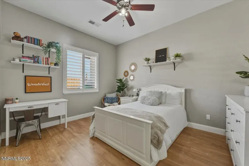 9915 Buckle, Sparks, Nevada 89441, 5 Bedrooms Bedrooms, ,4 BathroomsBathrooms,Residential,Residential,Buckle,250058757