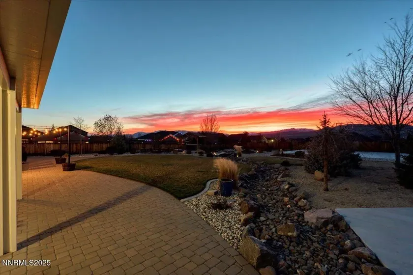 9915 Buckle, Sparks, Nevada 89441, 5 Bedrooms Bedrooms, ,4 BathroomsBathrooms,Residential,Residential,Buckle,250058757