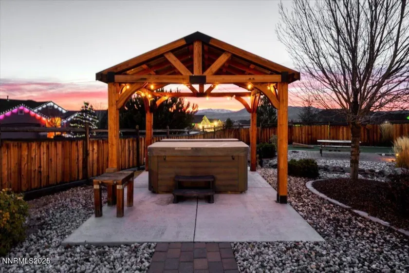 9915 Buckle, Sparks, Nevada 89441, 5 Bedrooms Bedrooms, ,4 BathroomsBathrooms,Residential,Residential,Buckle,250058757