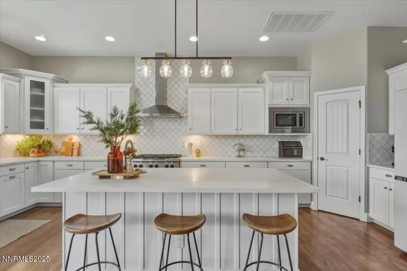 9915 Buckle, Sparks, Nevada 89441, 5 Bedrooms Bedrooms, ,4 BathroomsBathrooms,Residential,Residential,Buckle,250058757