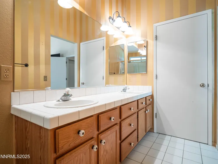 1775 Linden, Minden, Nevada 89423, 3 Bedrooms Bedrooms, ,2 BathroomsBathrooms,Residential,Residential,Linden,250056167