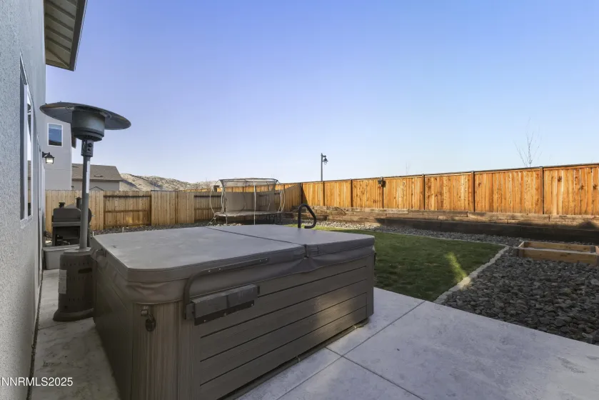 1326 Stock Horse, Sparks, Nevada 89436, 3 Bedrooms Bedrooms, ,3 BathroomsBathrooms,Residential,Residential,Stock Horse,250058758