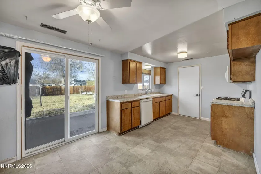 650 Mc Lean, Fallon, Nevada 89406, 3 Bedrooms Bedrooms, ,1 BathroomBathrooms,Residential,Residential,Mc Lean,250058760