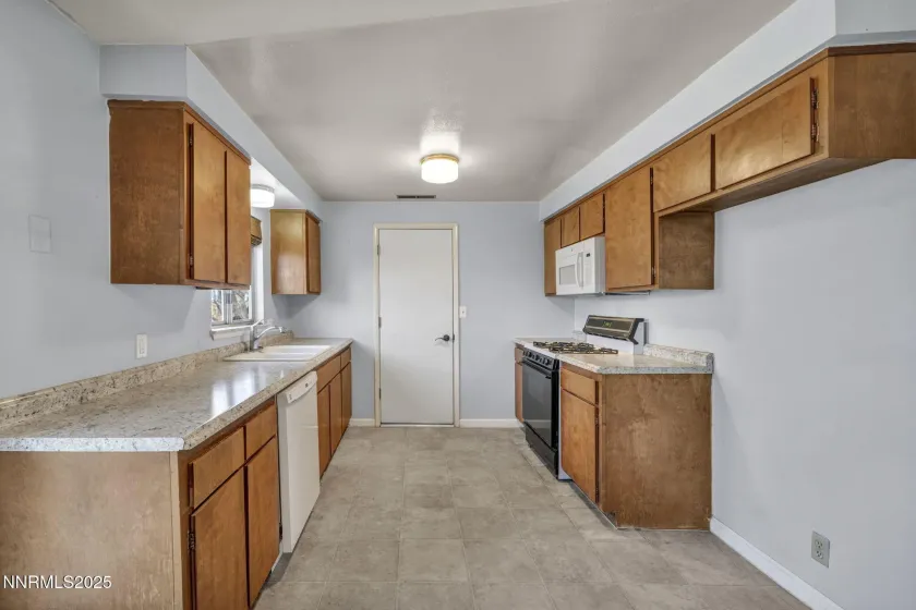 650 Mc Lean, Fallon, Nevada 89406, 3 Bedrooms Bedrooms, ,1 BathroomBathrooms,Residential,Residential,Mc Lean,250058760