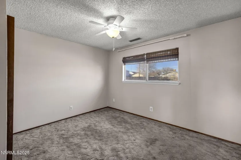 650 Mc Lean, Fallon, Nevada 89406, 3 Bedrooms Bedrooms, ,1 BathroomBathrooms,Residential,Residential,Mc Lean,250058760