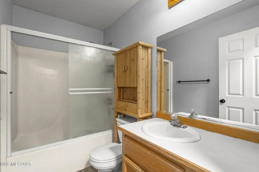 112 Eaglewood, Fernley, Nevada 89408, 3 Bedrooms Bedrooms, ,2 BathroomsBathrooms,Residential,Residential,Eaglewood,250058762