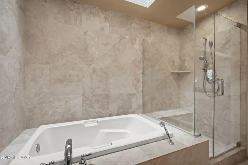 3601 Skyline, Reno, Nevada 89509, 2 Bedrooms Bedrooms, ,3 BathroomsBathrooms,Residential,Residential,Skyline,250058763