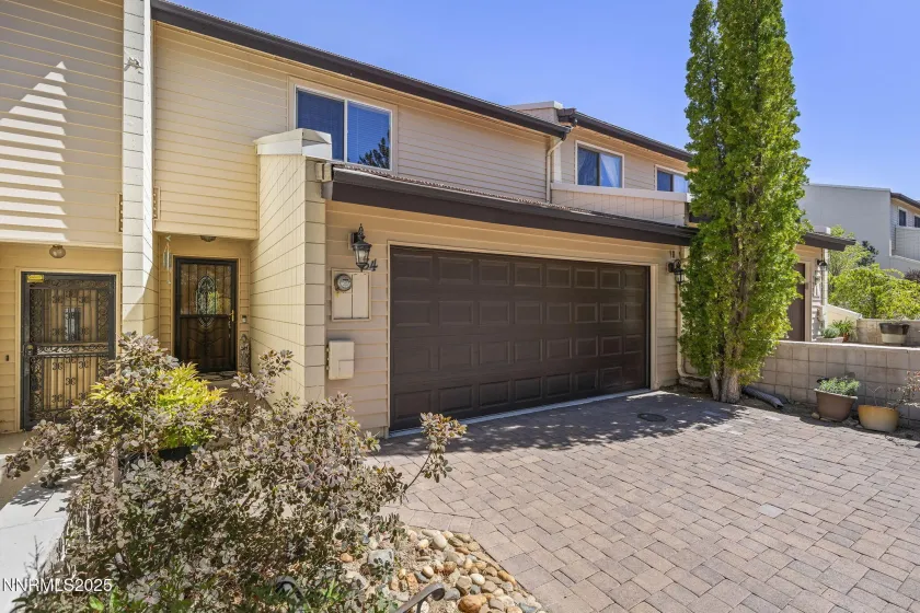 3601 Skyline, Reno, Nevada 89509, 2 Bedrooms Bedrooms, ,3 BathroomsBathrooms,Residential,Residential,Skyline,250058763