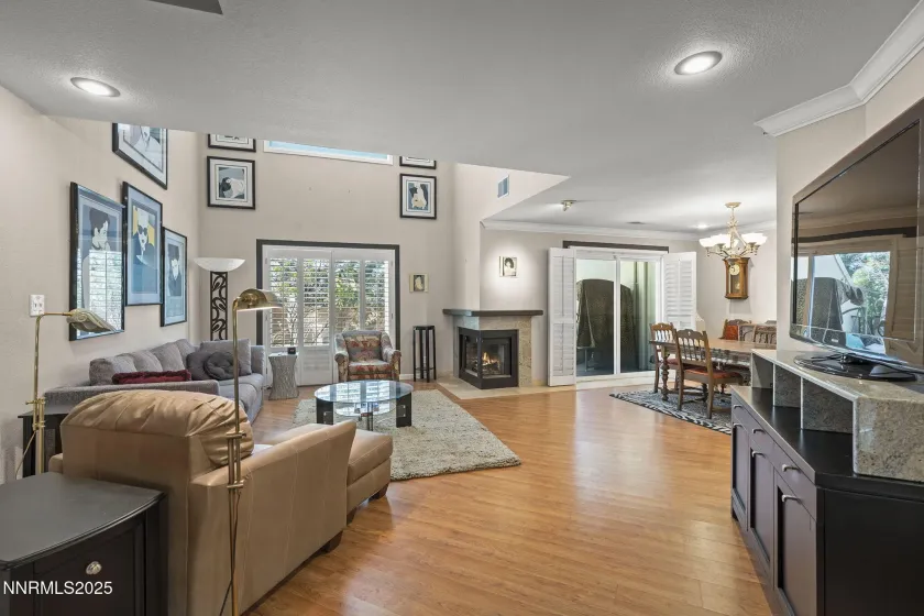 3601 Skyline, Reno, Nevada 89509, 2 Bedrooms Bedrooms, ,3 BathroomsBathrooms,Residential,Residential,Skyline,250058763