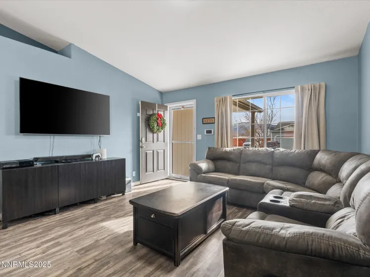 17795 Georgetown, Reno, Nevada 89508, 3 Bedrooms Bedrooms, ,2 BathroomsBathrooms,Residential,Residential,Georgetown,250058765