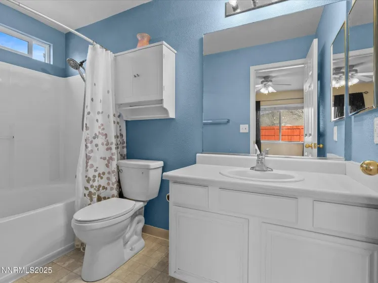 17795 Georgetown, Reno, Nevada 89508, 3 Bedrooms Bedrooms, ,2 BathroomsBathrooms,Residential,Residential,Georgetown,250058765