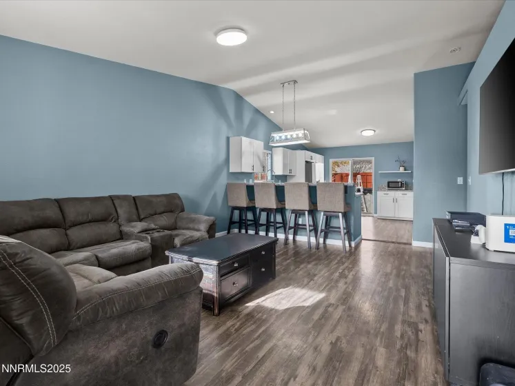 17795 Georgetown, Reno, Nevada 89508, 3 Bedrooms Bedrooms, ,2 BathroomsBathrooms,Residential,Residential,Georgetown,250058765