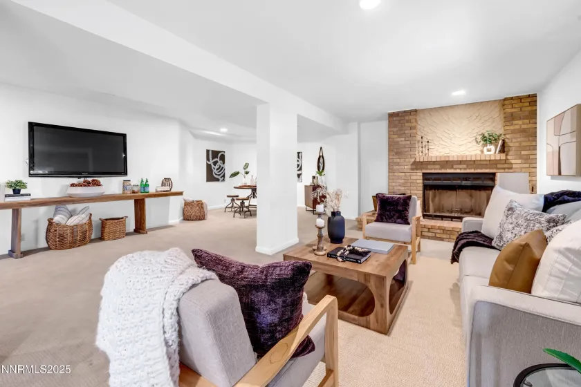 1851 Three Mile, Reno, Nevada 89509, 5 Bedrooms Bedrooms, ,4 BathroomsBathrooms,Residential,Residential,Three Mile,250057381