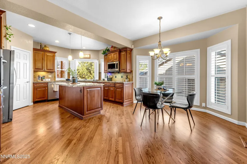 1851 Three Mile, Reno, Nevada 89509, 5 Bedrooms Bedrooms, ,4 BathroomsBathrooms,Residential,Residential,Three Mile,250057381