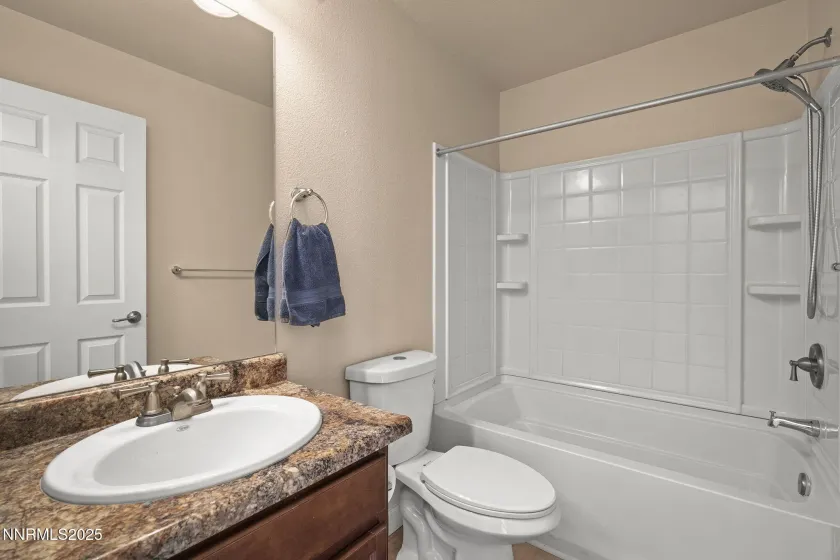 18261 Grizzly Bear, Reno, Nevada 89508, 3 Bedrooms Bedrooms, ,2 BathroomsBathrooms,Residential,Residential,Grizzly Bear,250058771