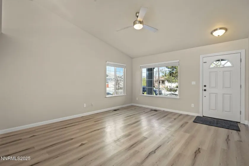 18261 Grizzly Bear, Reno, Nevada 89508, 3 Bedrooms Bedrooms, ,2 BathroomsBathrooms,Residential,Residential,Grizzly Bear,250058771