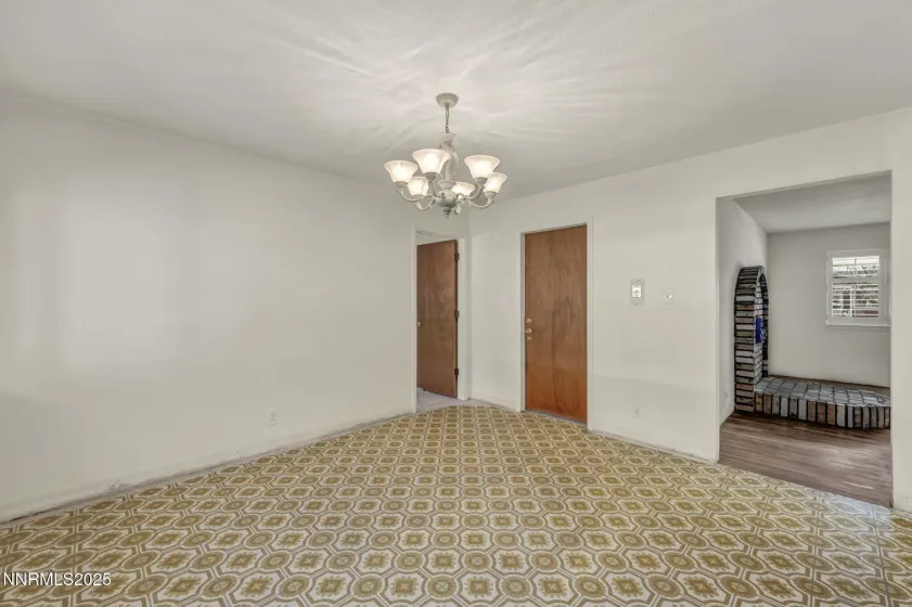 2404 Glenn, Carson City, Nevada 89703, 3 Bedrooms Bedrooms, ,2 BathroomsBathrooms,Residential,Residential,Glenn,250058774